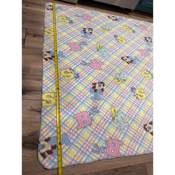 Looney Tunes Baby Blanket Soft Fleece 44x42 Inches Pastel Plaid With Cartoon Cha - Picture 5 of 6